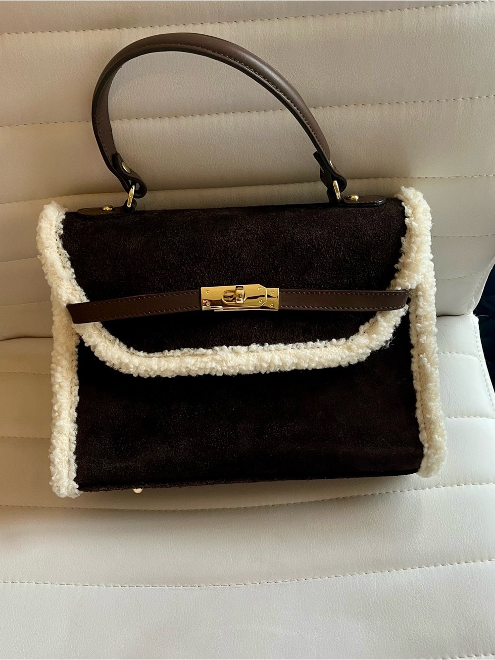 Gorgeous Suede and Fleece Purse brand new
